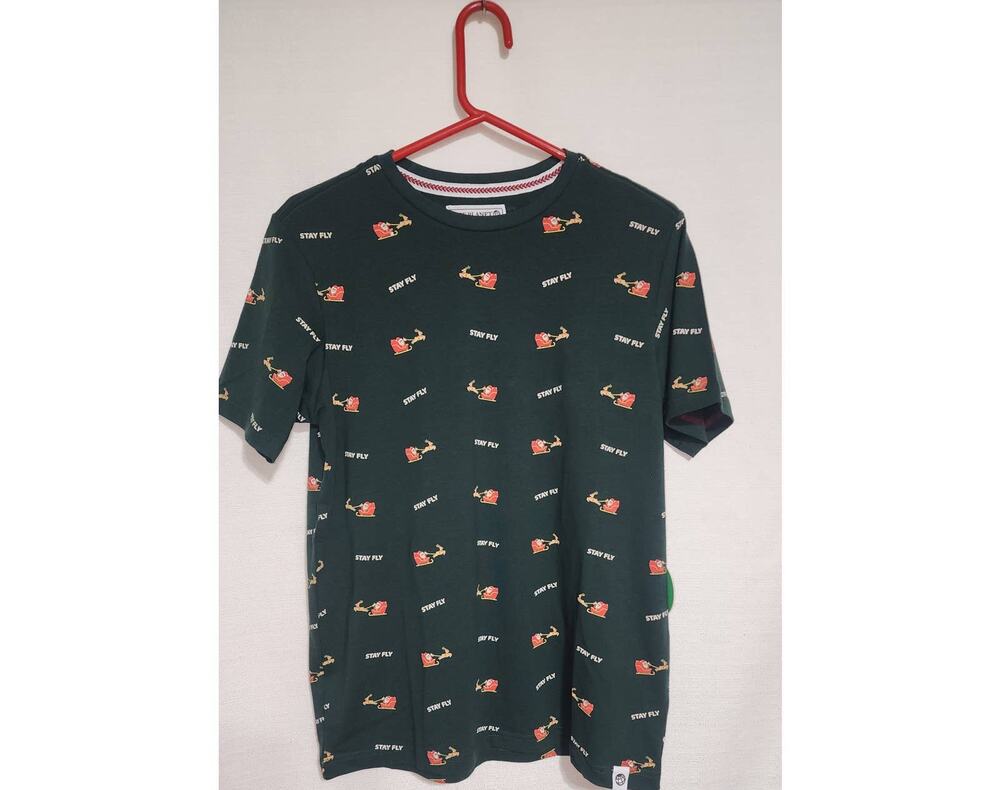 Santa Claus riding sleigh t shirt men's small